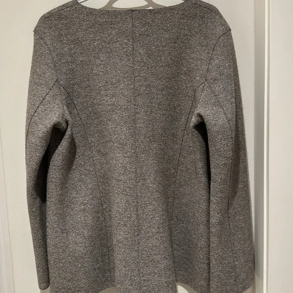 Wool Assymetrical  jacket - Picture 6 of 8